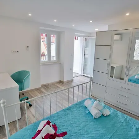 Apartment Luxury Lioness Split